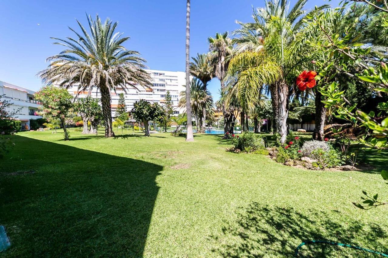 Apartamento Acogedor, Terraza, Piscina Y Mar Benalmádena Dış mekan fotoğraf